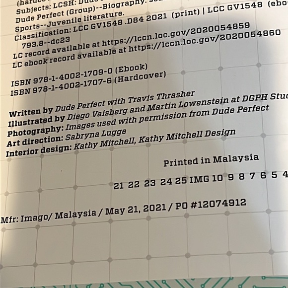 NWT Tommy Nelson 101 tricks , Tips, & Cool stuff - Dude Fan Book - Picture 9 of 11